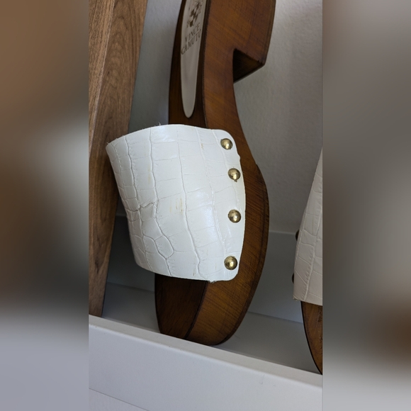 Vince Camuto Wooden Sandal - Picture 6 of 9